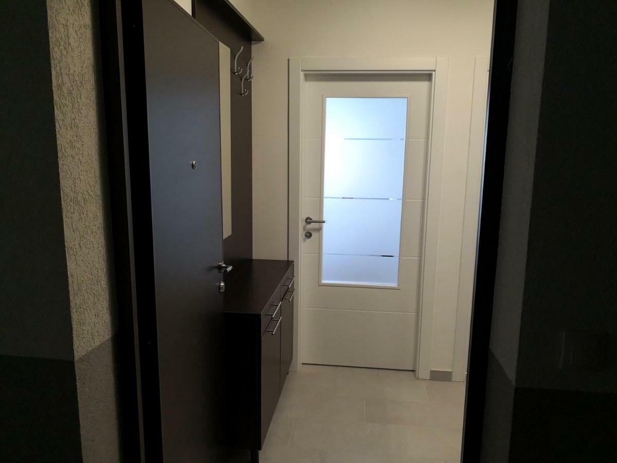 Apartman Gaga Lukavica Esterno foto